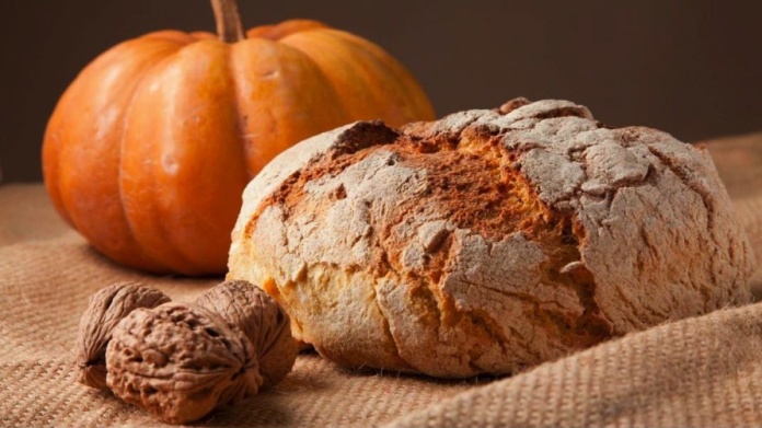 Quinoa Pumpkin Bread with QUINOA BREAD 50